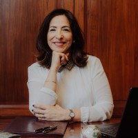 Claudia Rossi corredora de seguros en Uruguay